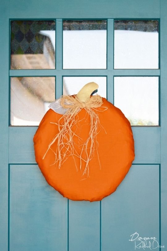 Pumpkin-Themed Front Door Wreath