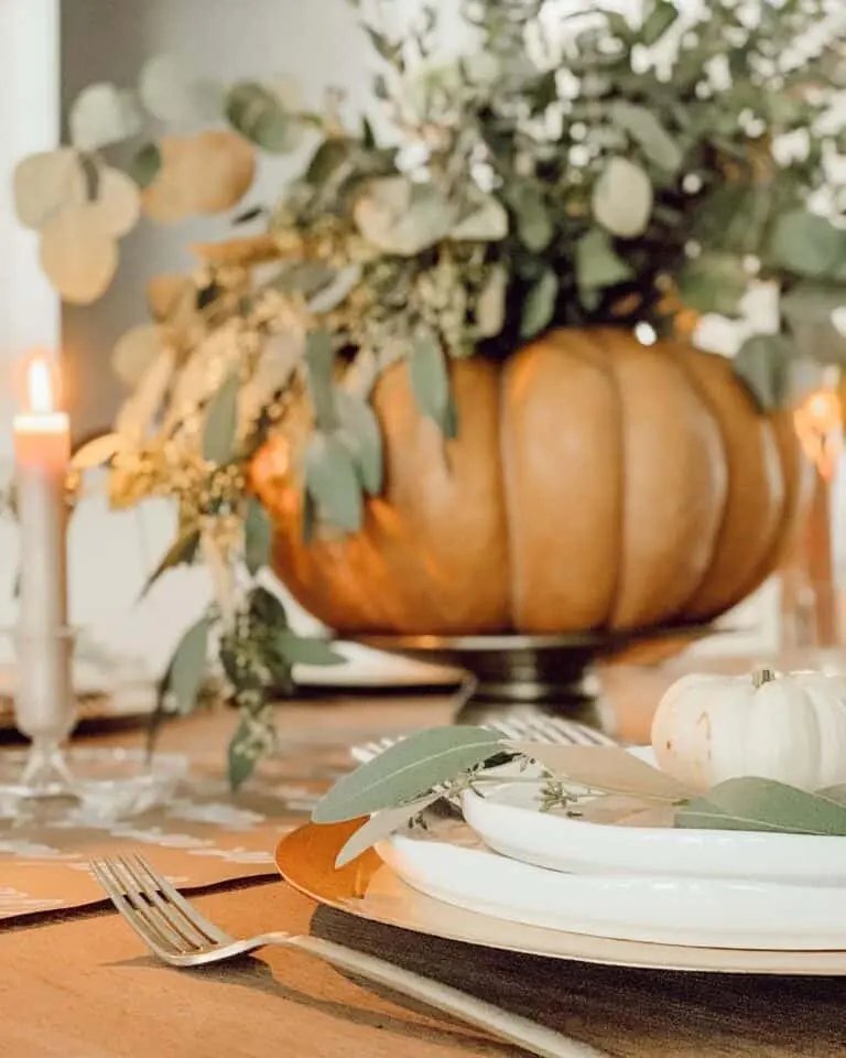 Pumpkin-Themed Table Setting