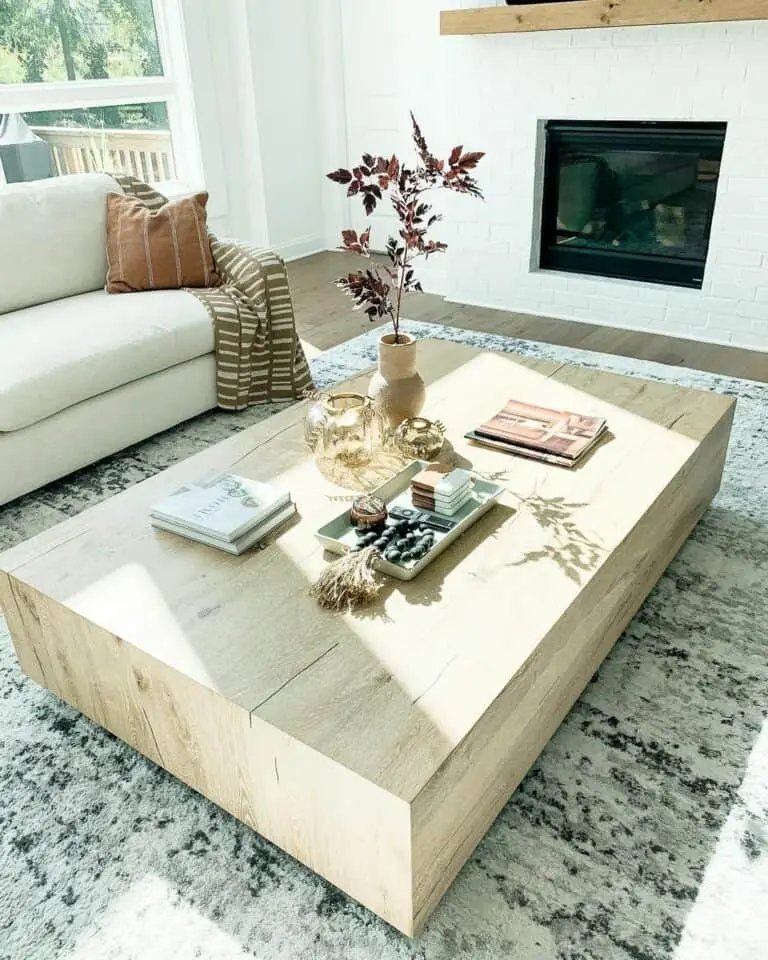 Simple Decor for Large Tables