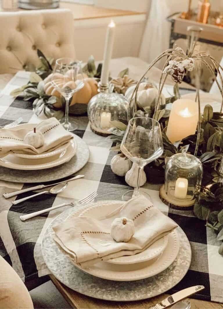 Simple Fall Table Decor