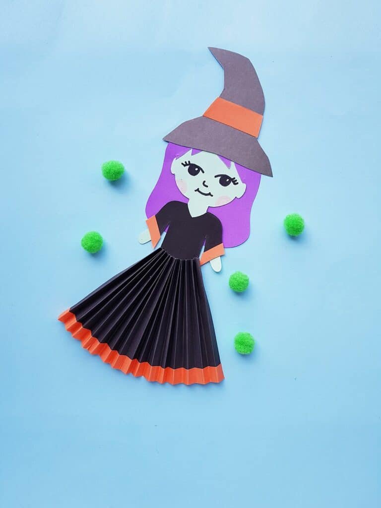 Simple Paper Witch Craft