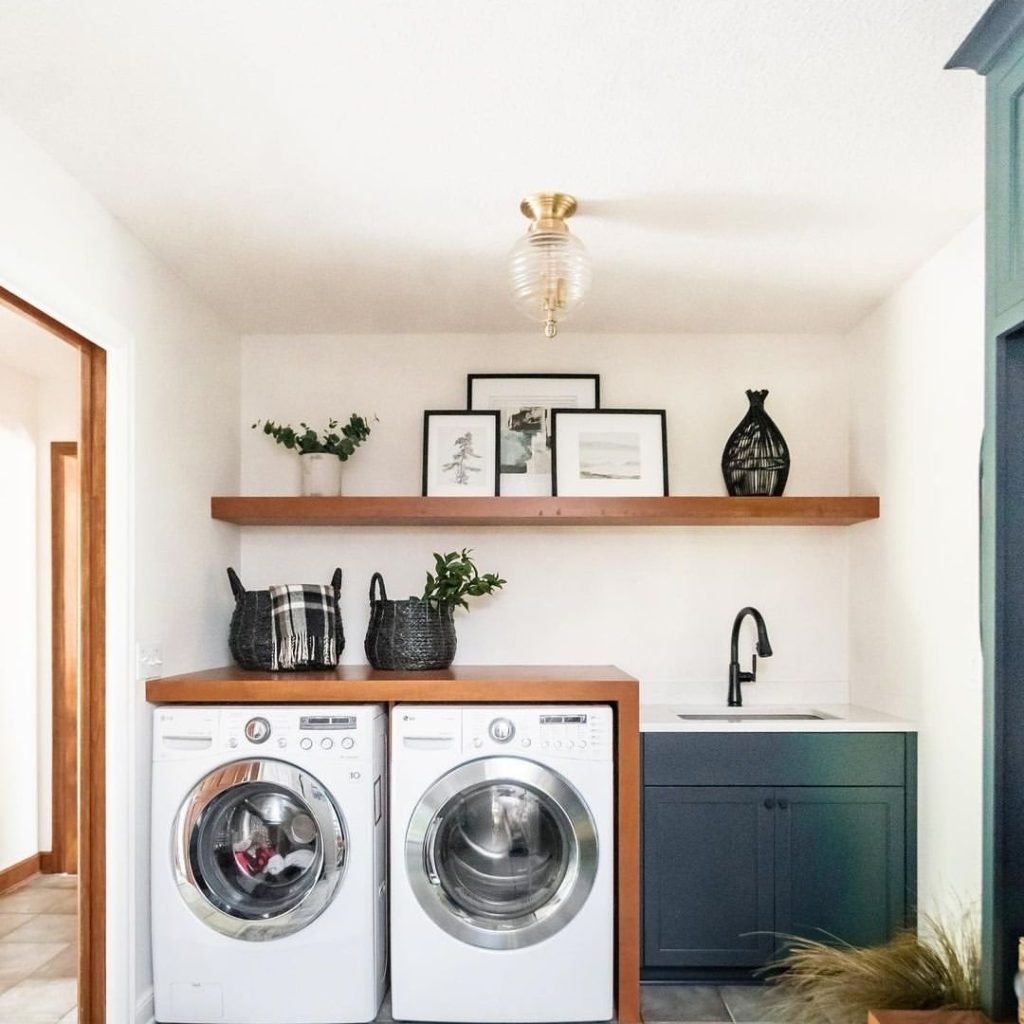 Stylish Open Shelf Design