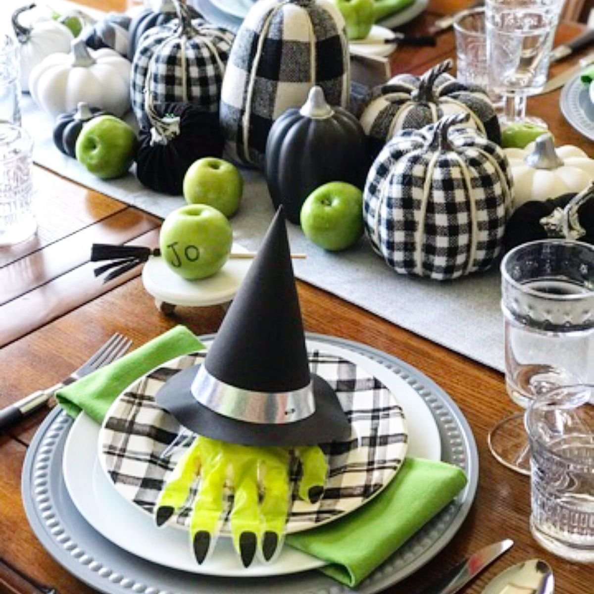Witch-Themed Table Decor