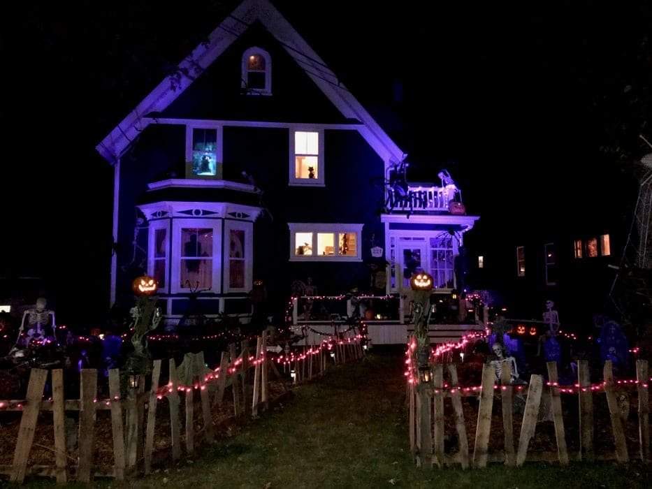 Wooden Pallet Halloween Fence
