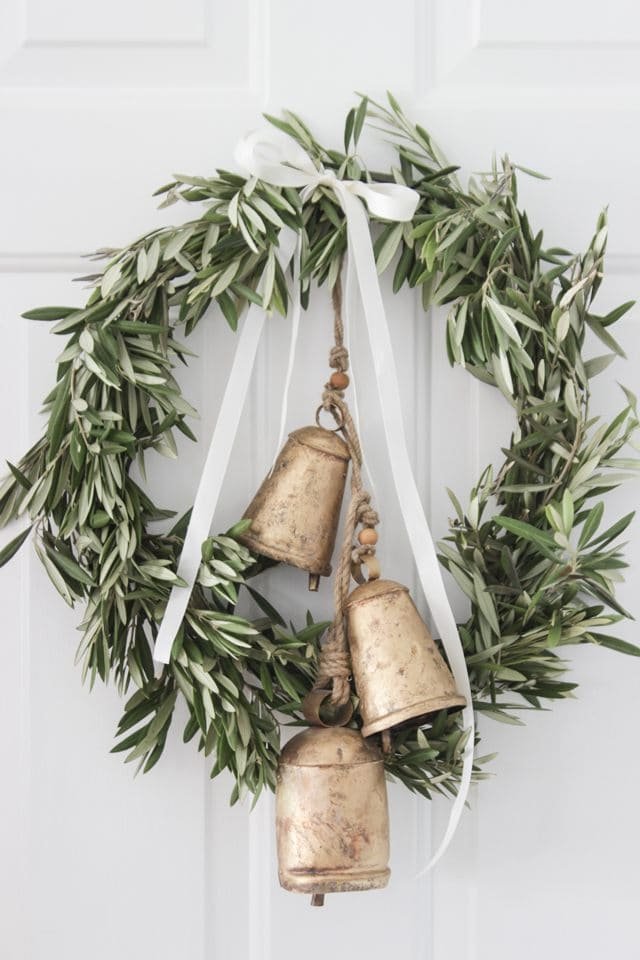 Bell Christmas Wreath