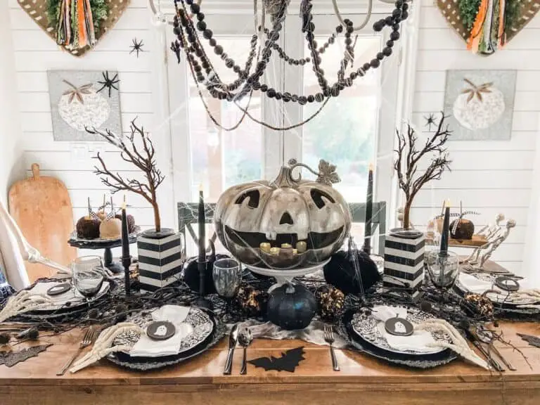 Black and White Halloween Table