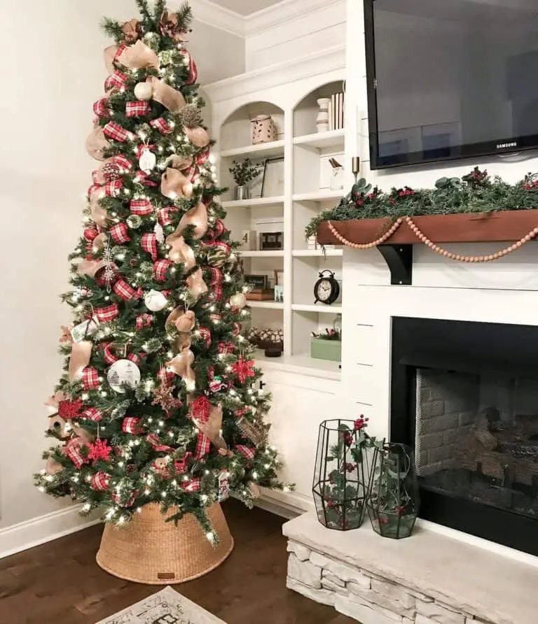 Burlap Plaid Tree