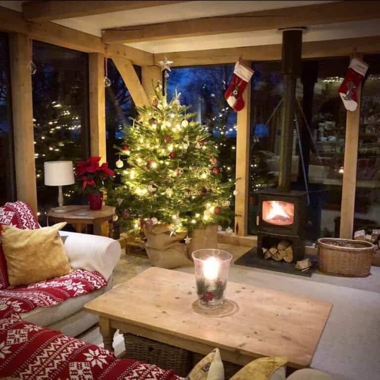 Cabin Christmas Tree
