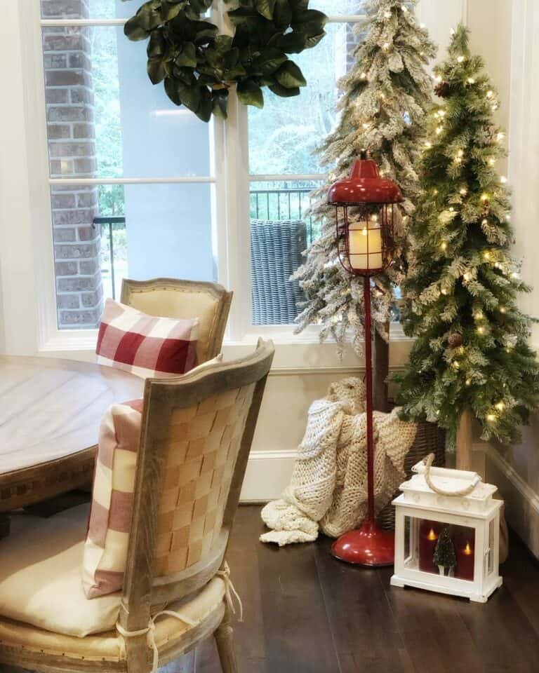 Christmas Lantern Dining