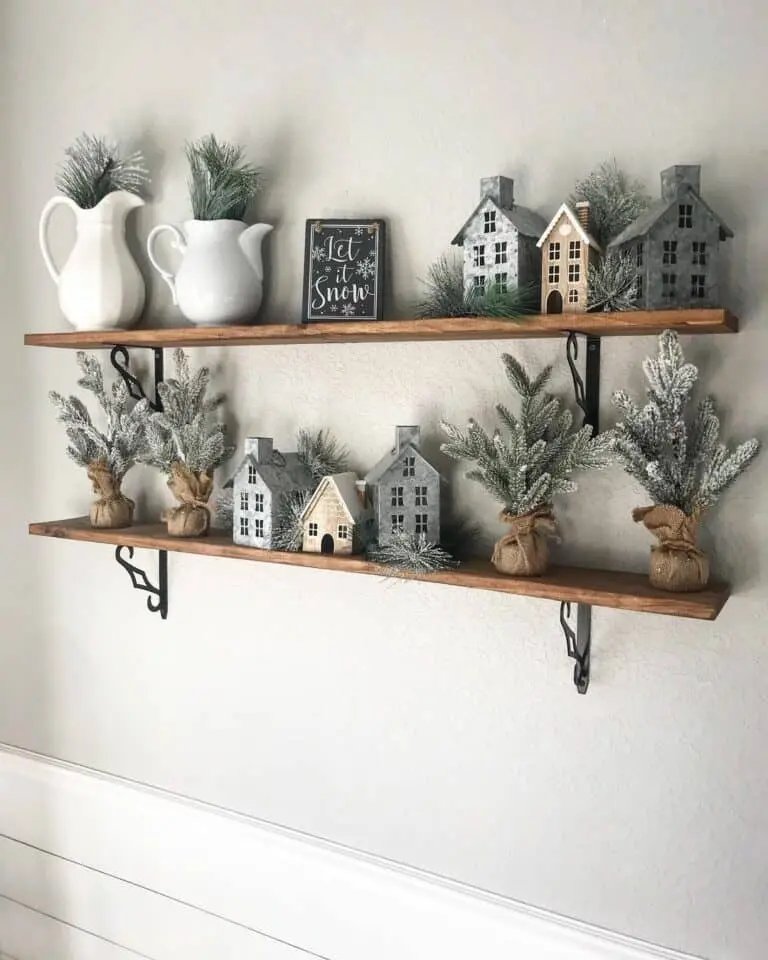 Christmas Shelf Display