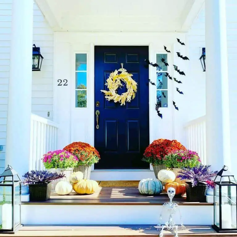 Corn Husk Wreath Decor