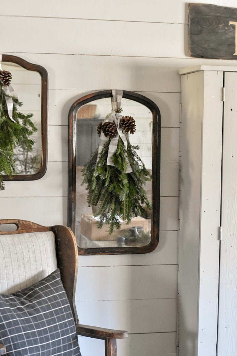 Evergreen Door Swag