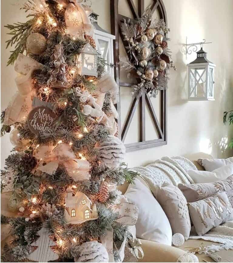 Farmhouse Christmas Tree