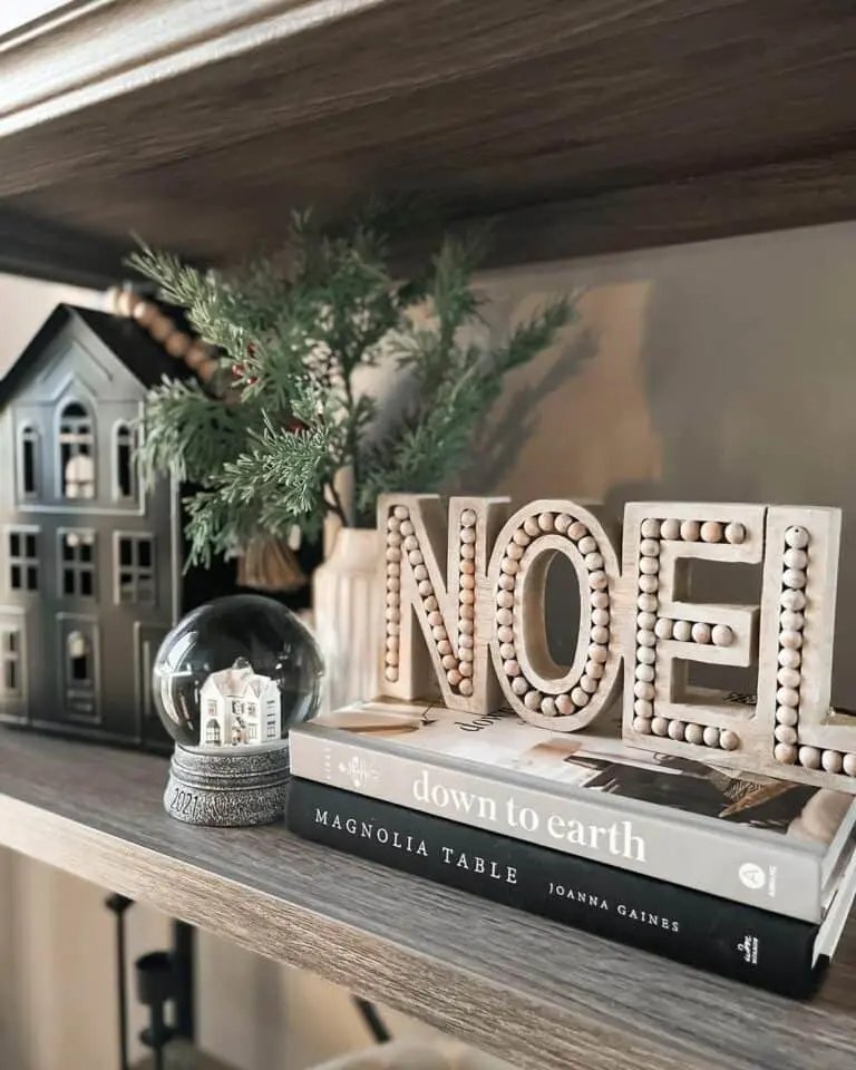 Floating Shelf Christmas