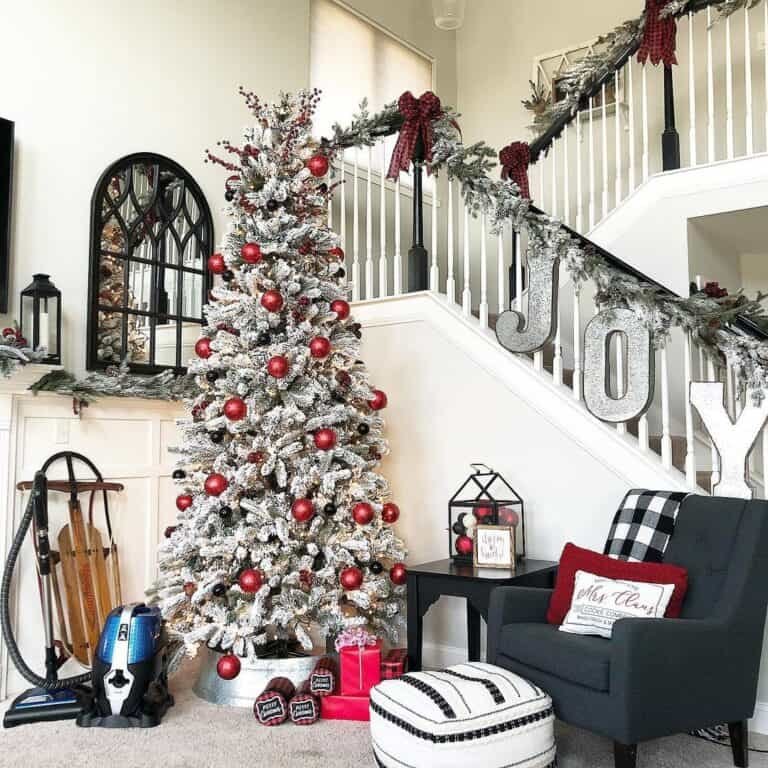 Flocked Garland Railings