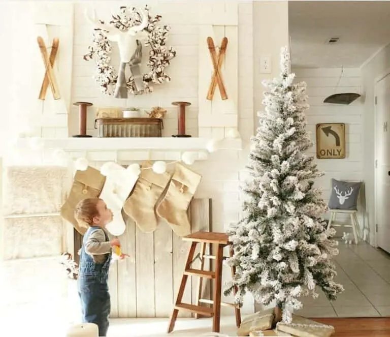 Flocked Tree Minimal Style
