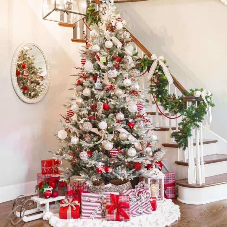 Flocked Tree Red Ornaments