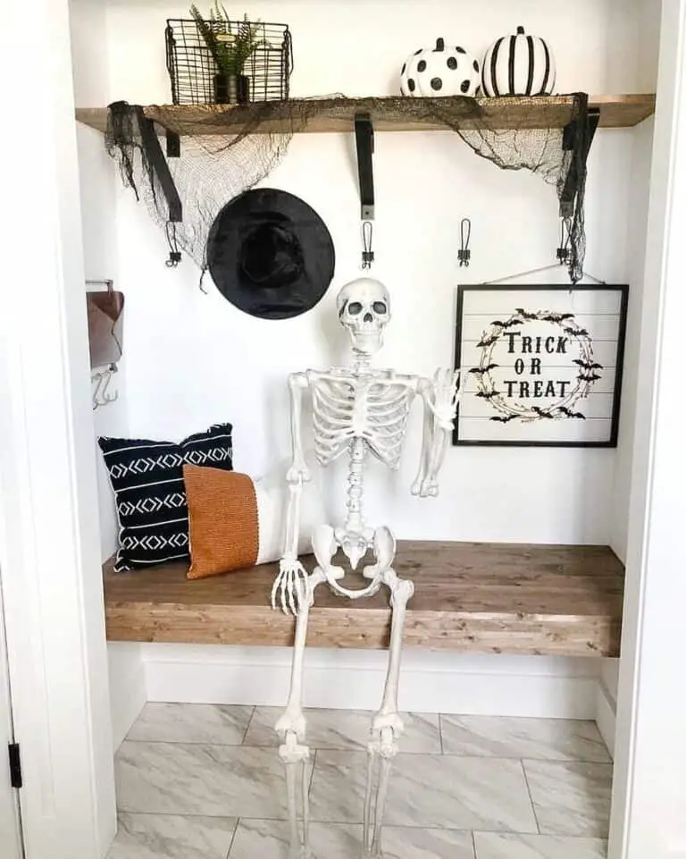 Friendly Waving Skeleton Decor