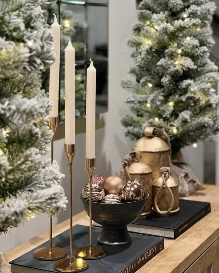 Gold Mirrored Baubles