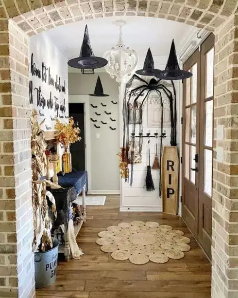 Invisible Witch Hats
