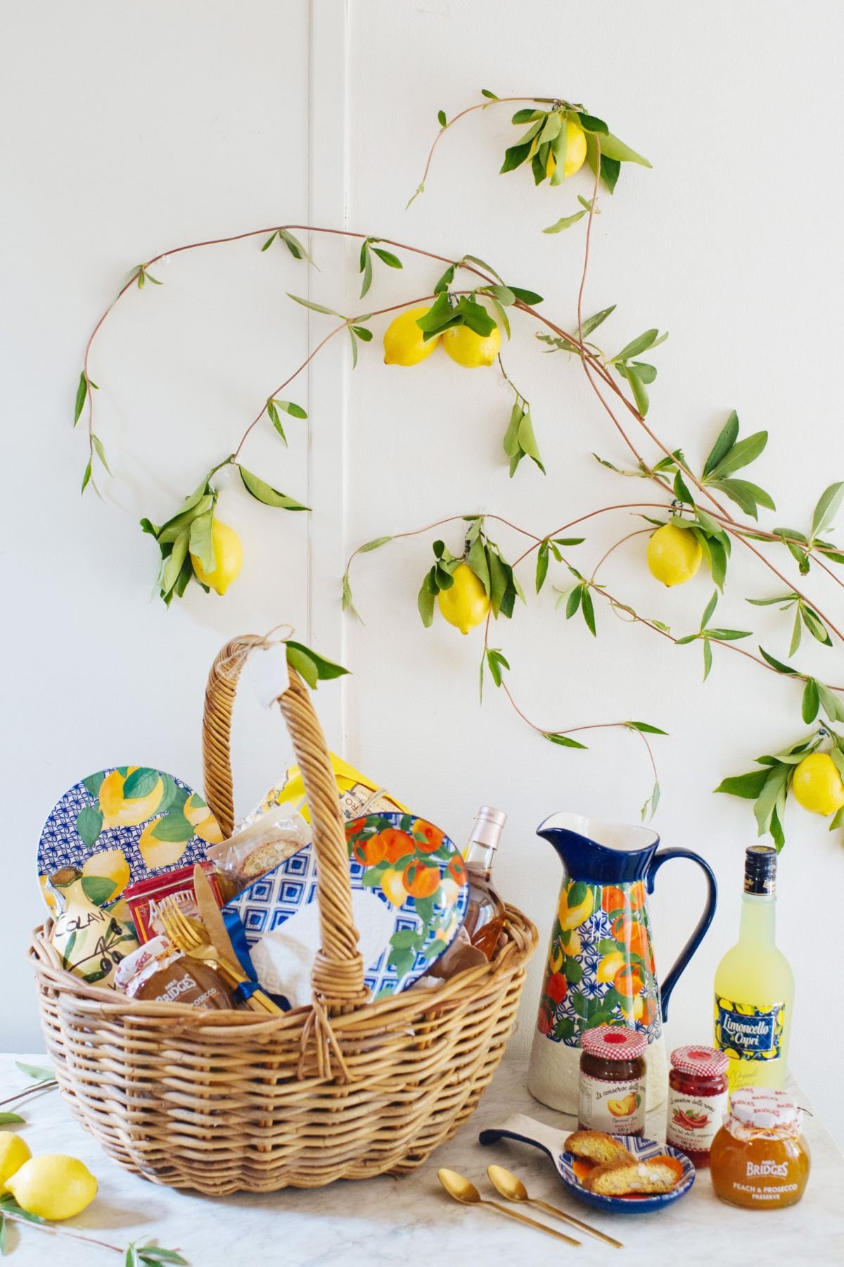 Italian Food Basket