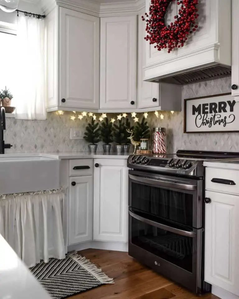 Kitchen Reindeer Decorations