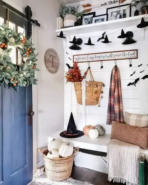 Mini-Witches Home Accents