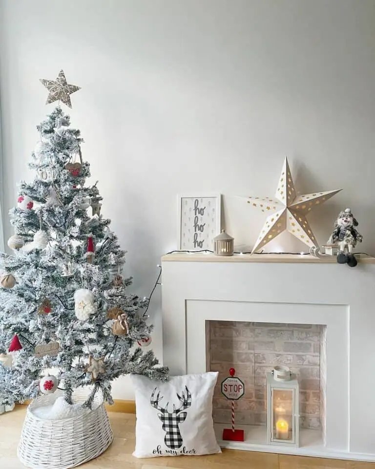 Minimal White Mantel