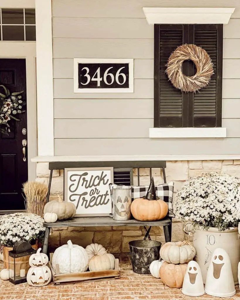 Neutral Halloween Decorations