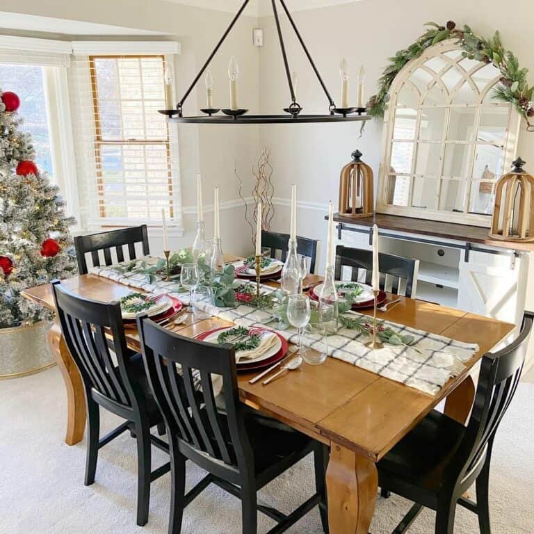 Neutral Red Table Setting
