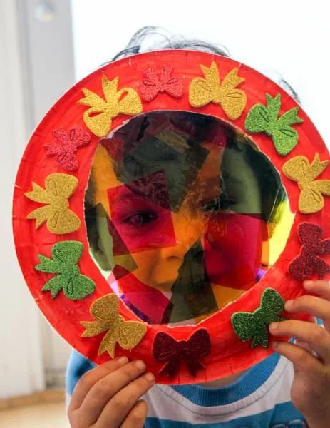 Paper Plate Wreath
