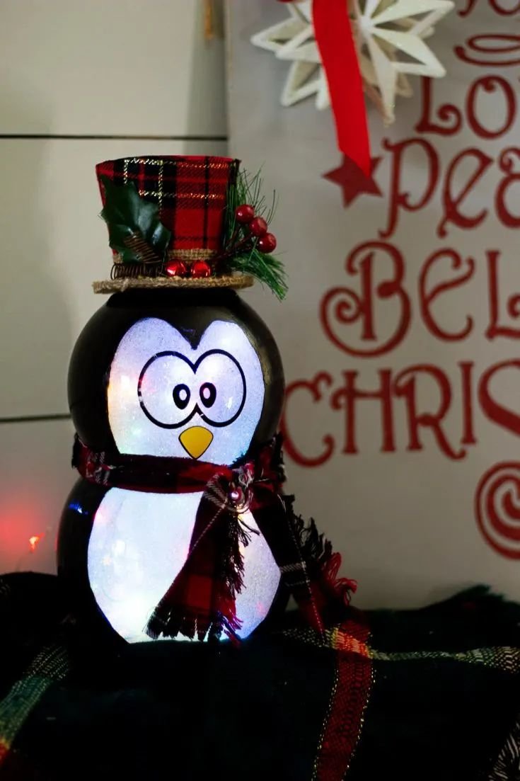 Penguin Holiday Figurines