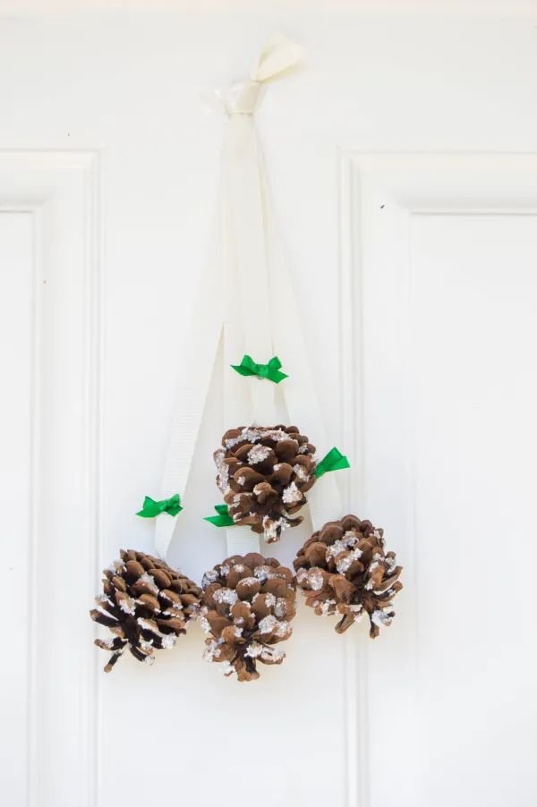 Pinecone Door Decoration
