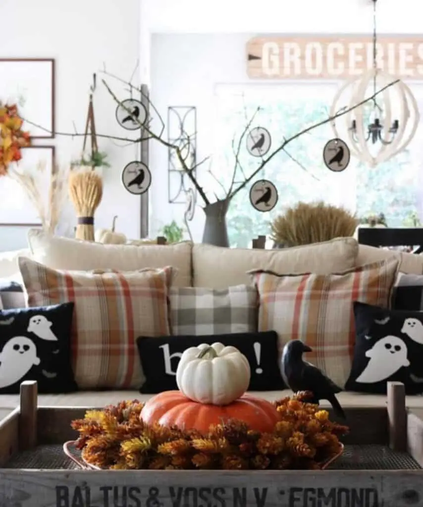 Pumpkins and Fall Decor