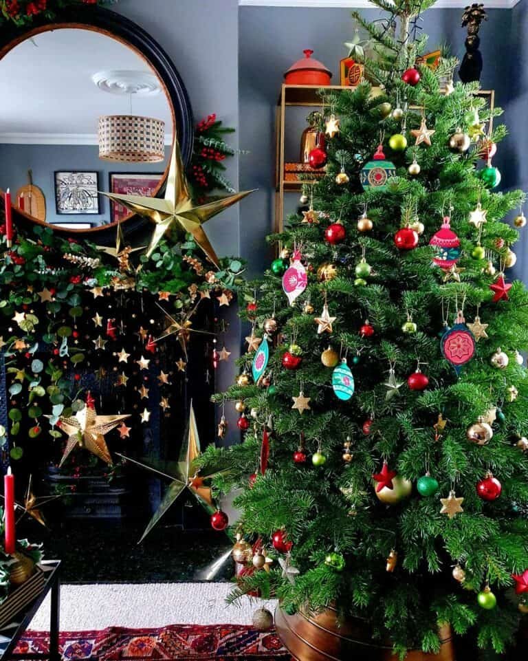 Red Ornament Tree