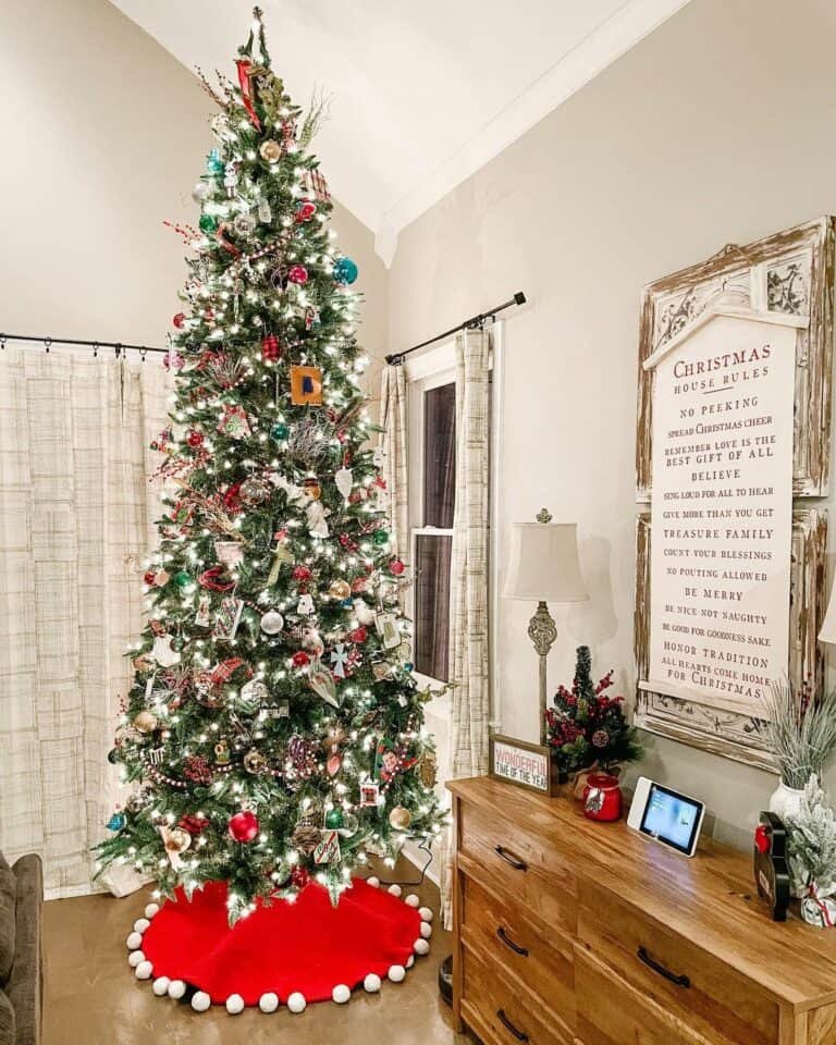 Red Pompom Tree Skirt