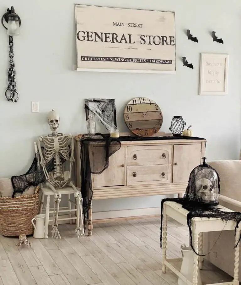 Rustic Halloween Home Décor