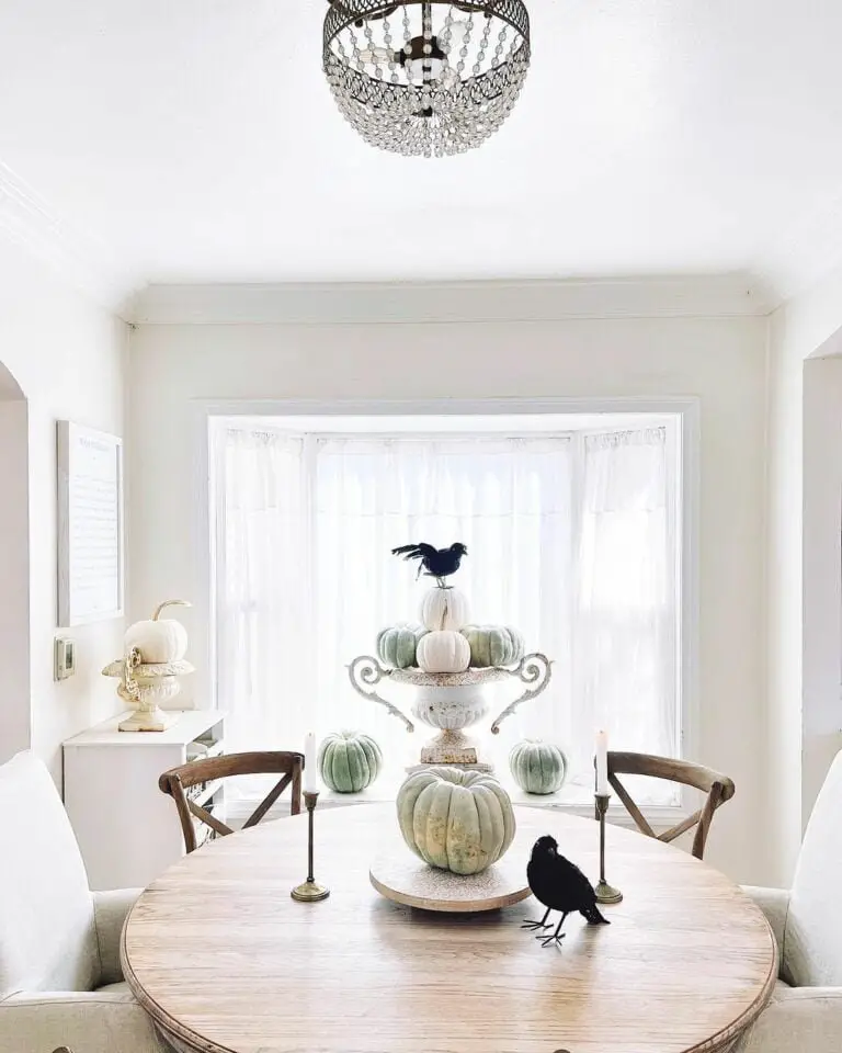 Shabby Chic Halloween Tabletop