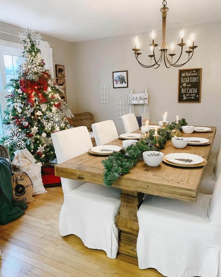 Simple Farmhouse Table