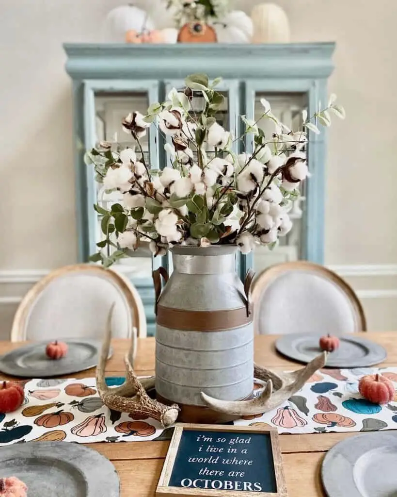 Simple Halloween Centerpiece