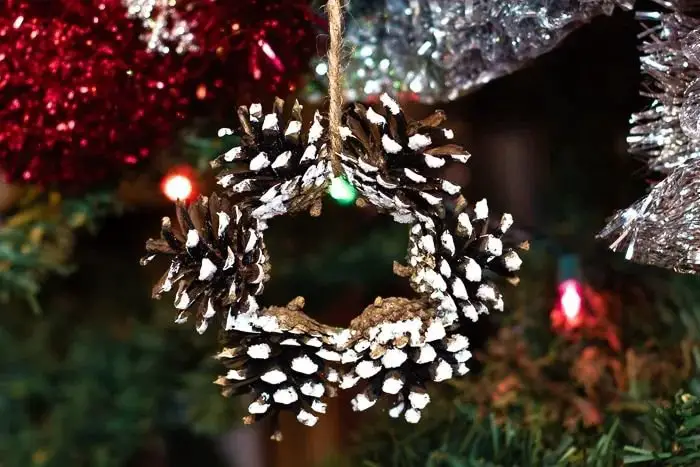 Snowy Pinecone Wreaths