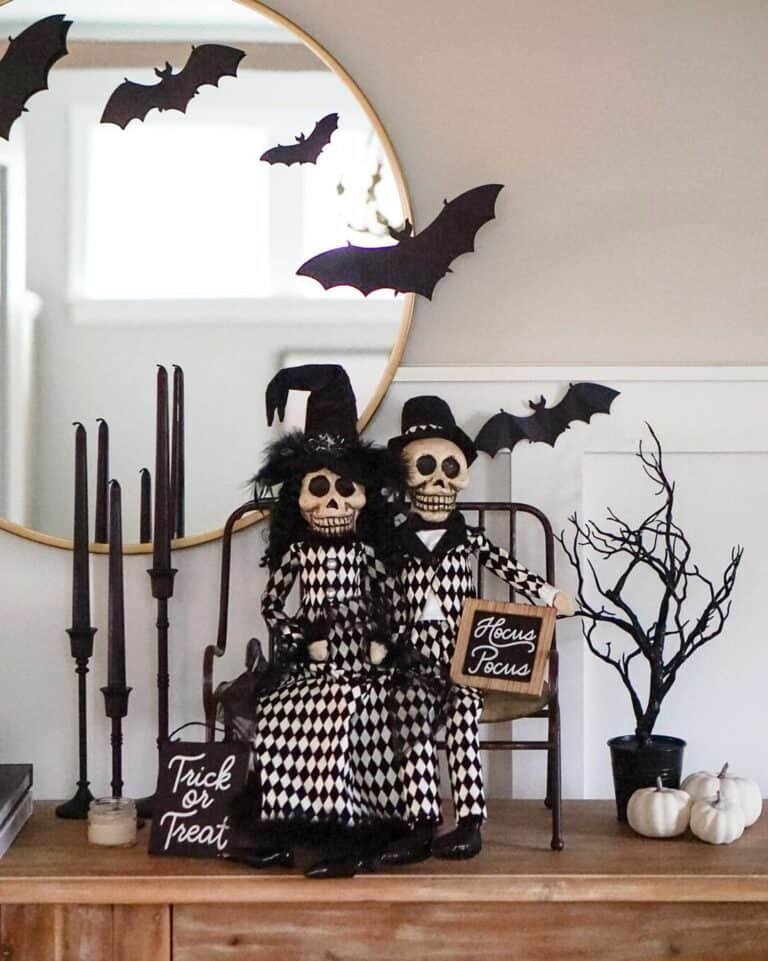 Spooky Couple Display