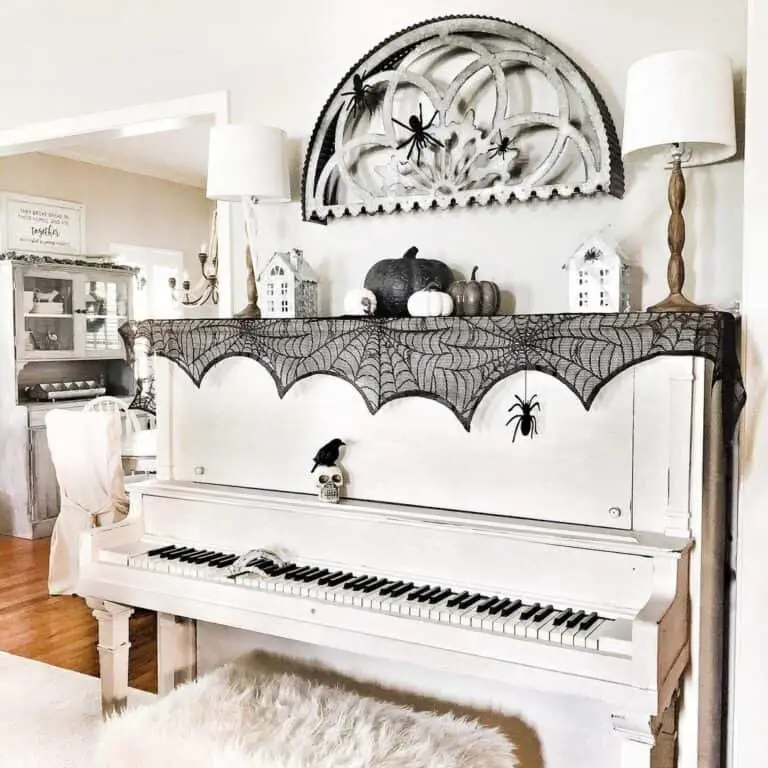 Spooky Piano Décor