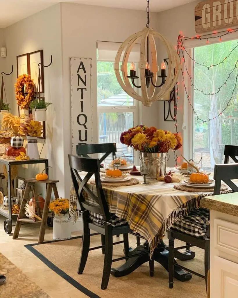 Tablecloth as Base Layer
