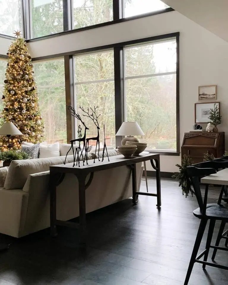 Tall Corner Tree