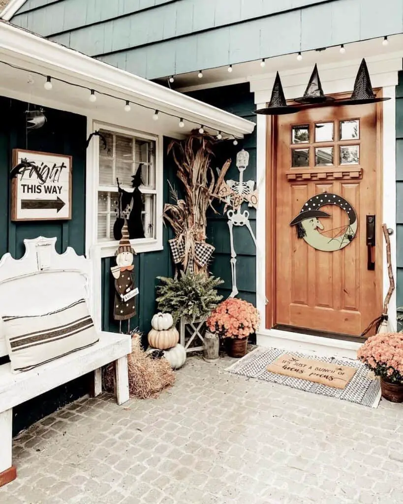 Vintage Halloween Porch Decor