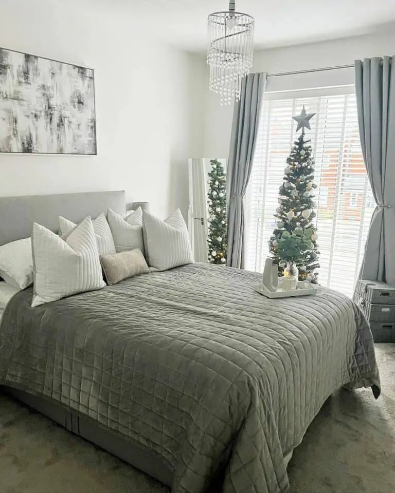 White Christmas Tree