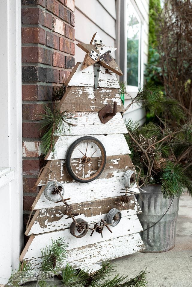 Wooden Tree Ornaments