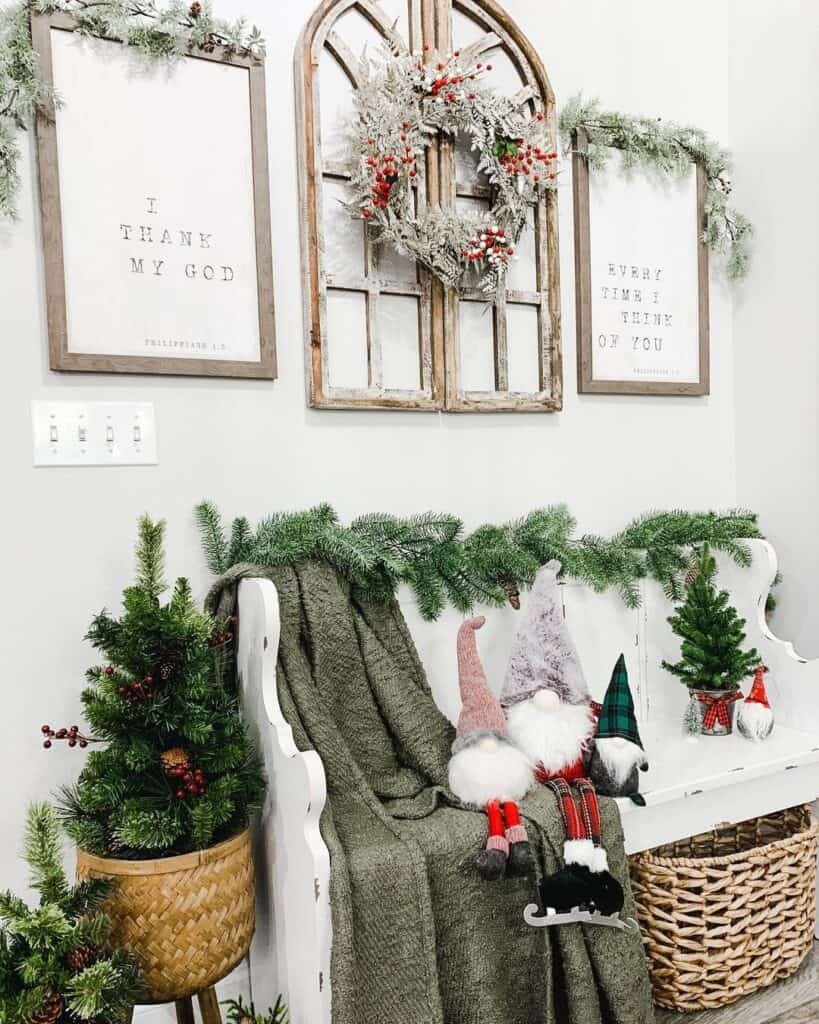 Arched Wreath Frames