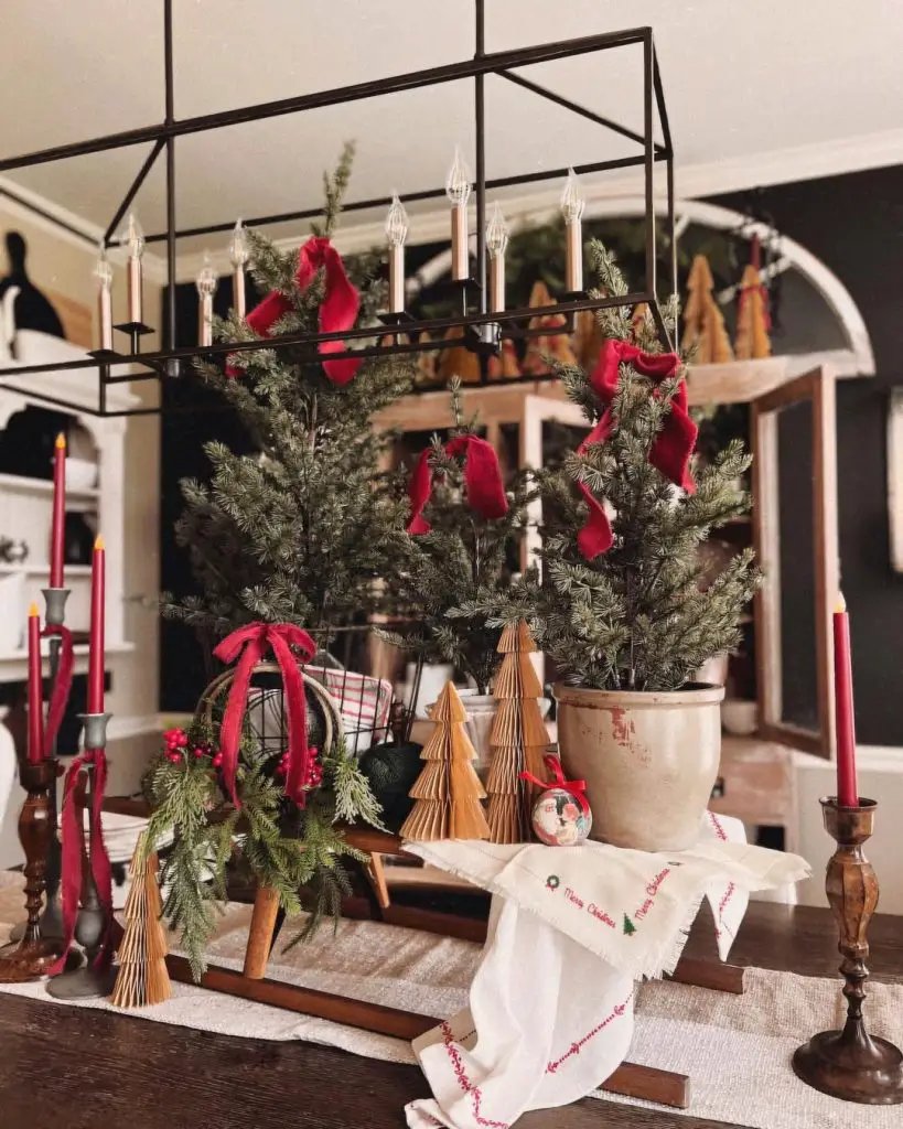 Black Chandelier Centerpiece